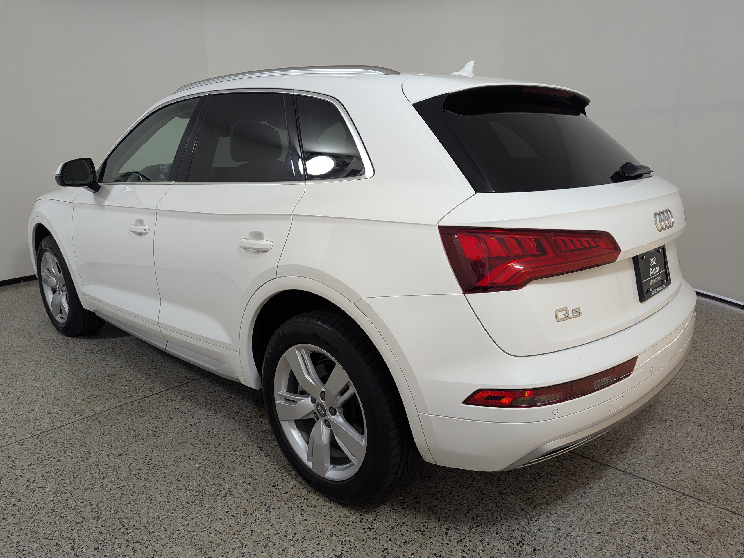 Used 2019 Audi Q5 2.0T Premium Plus w/ Premium Plus Package AWD/4WD image 5