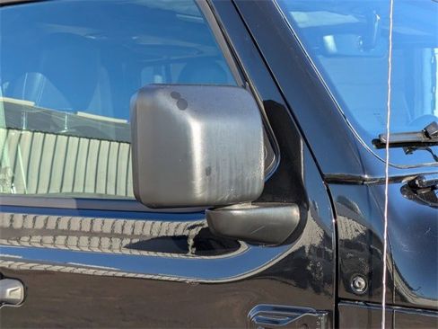 Used 2022 Jeep Wrangler Unlimited Sahara image 10