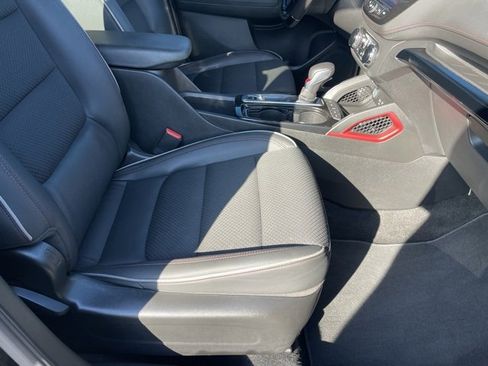 Used 2021 Chevrolet TrailBlazer RS w/ Convenience Package image 10