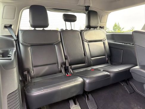 Used 2025 Ford Expedition Platinum AWD/4WD image 54