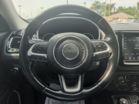 Used 2020 Jeep Compass Limited AWD/4WD image 11