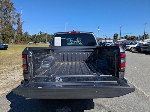 Used 2022 Nissan Frontier S image 12