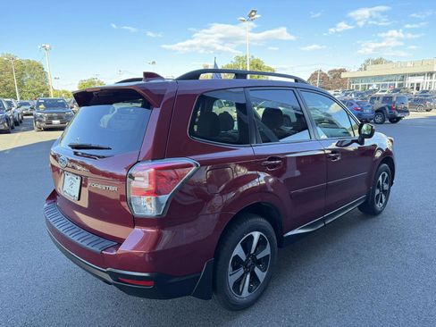 Used 2018 Subaru Forester 2.5i Premium image 5