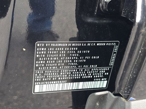 Used 2022 Volkswagen Taos SEL image 30