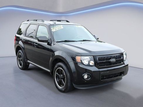 Used 2010 Ford Escape XLT AWD/4WD image 9