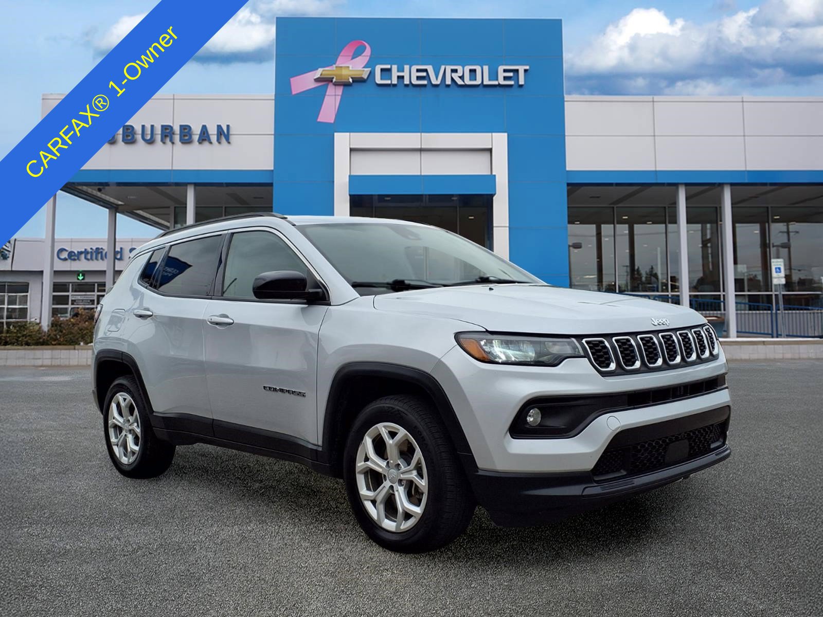Used 2024 Jeep Compass Latitude AWD/4WD image 3