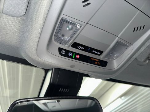 Certified 2022 GMC Terrain SLE w/ Driver Convenience Package image 19