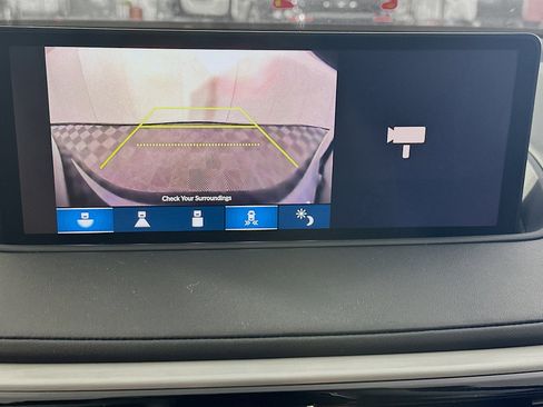 Used 2022 Acura MDX FWD w/ Technology Package image 22