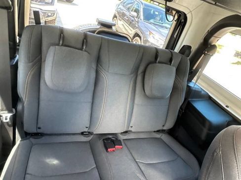 Used 2026 Jeep Wrangler Sport AWD/4WD image 18