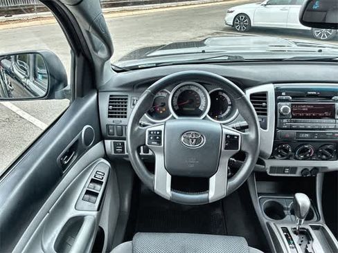 Used 2012 Toyota Tacoma PreRunner image 23