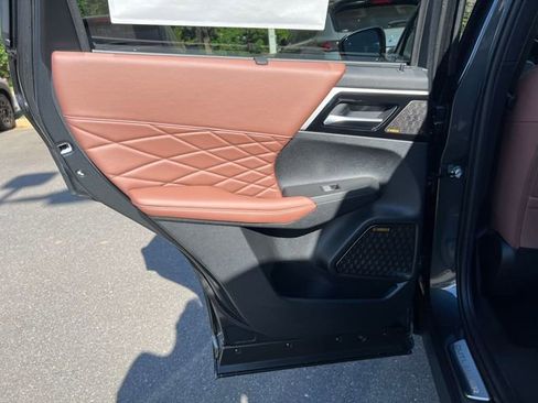 New 2026 Mitsubishi Outlander SEL image 25