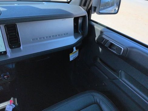 New 2026 Ford Bronco Outer Banks image 16