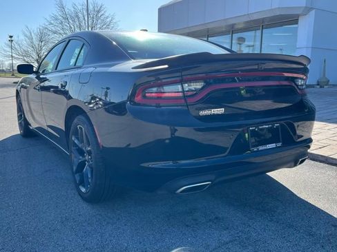 Used 2022 Dodge Charger SXT w/ Blacktop Package image 8