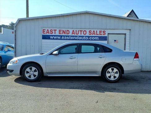 Used 2011 Chevrolet Impala LT image 2