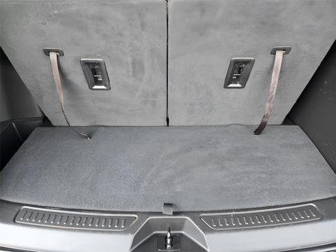 Used 2019 GMC Acadia SLE FWD image 30
