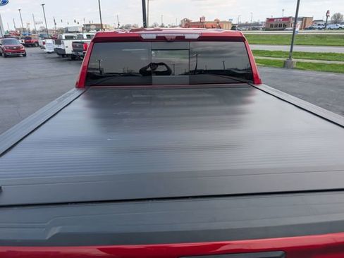 Used 2024 GMC Sierra 1500 AT4 w/ Technology Package image 10