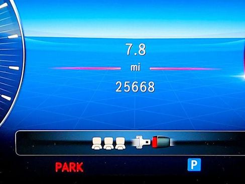 Used 2023 Mercedes-Benz C 300 Sedan w/ Advanced USB Package image 15