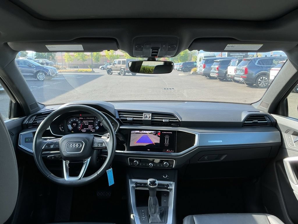 Used 2025 Audi Q3 2.0T Premium AWD/4WD image 28