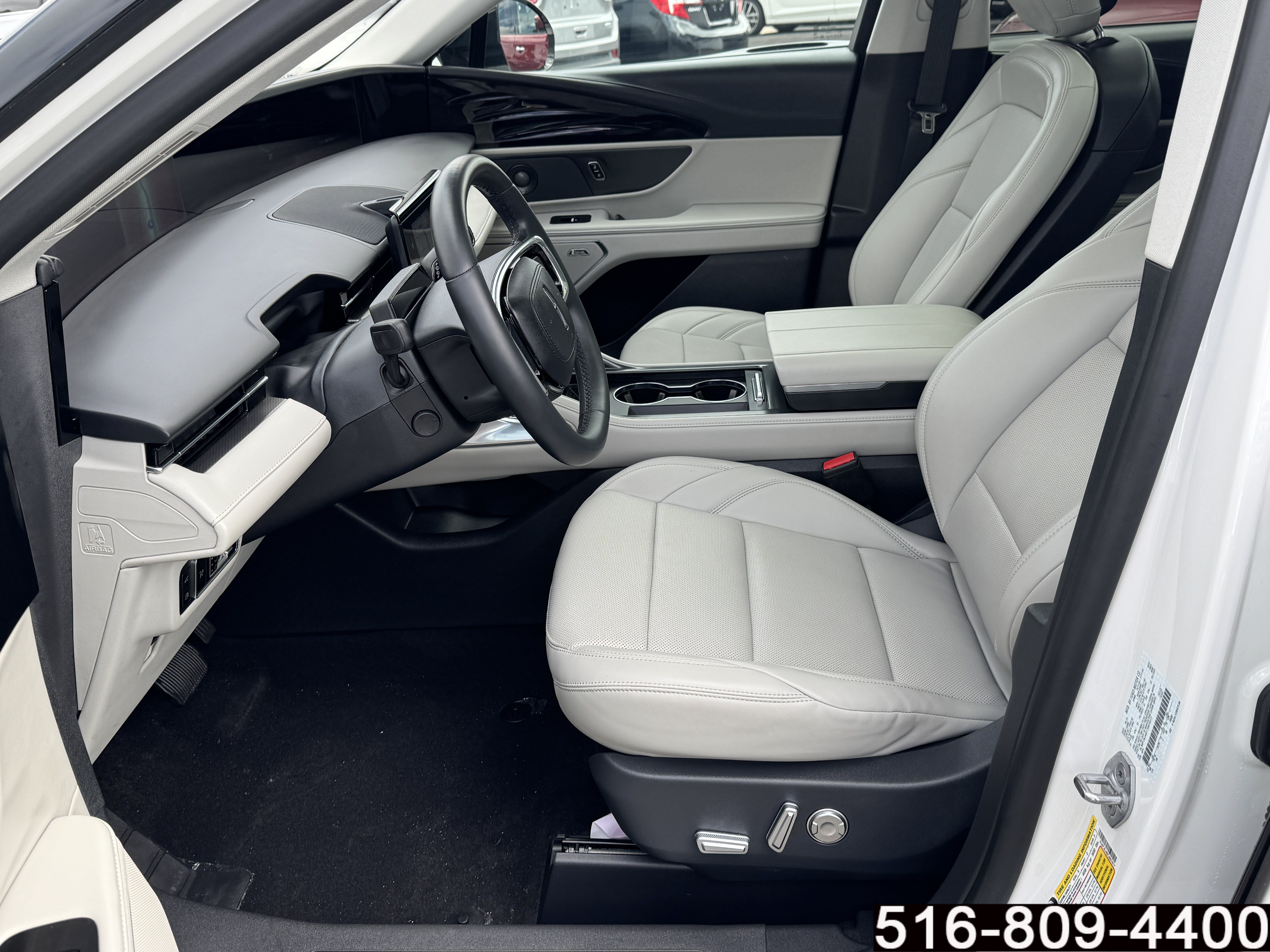 Used 2026 Lincoln Nautilus Premier w/ Equipment Group 102A AWD/4WD image 27