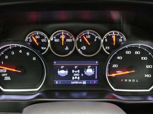 Used 2020 Chevrolet Silverado 1500 RST AWD/4WD image 79