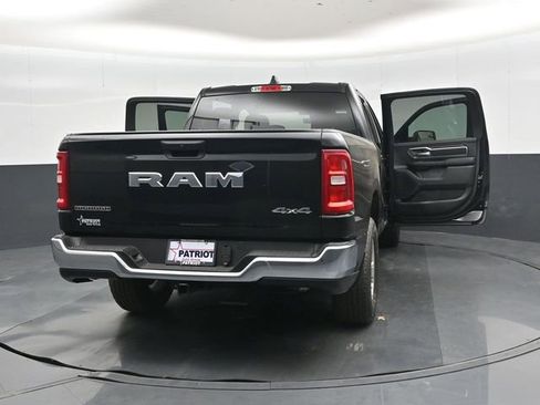 New 2026 RAM 1500 4x4 Crew Cab image 47