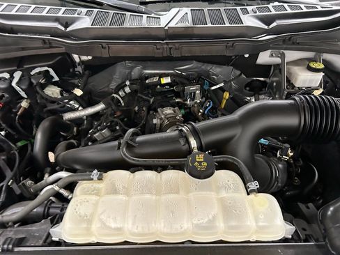 Used 2023 Ford F150 XLT AWD/4WD image 31