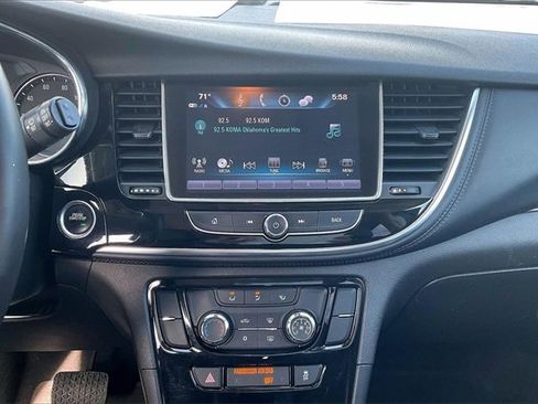 Used 2018 Buick Encore Preferred image 6