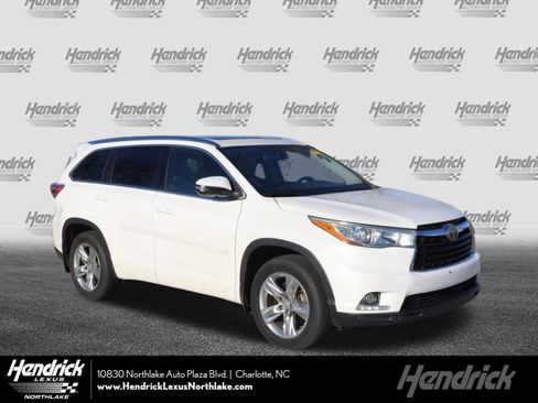 Used 2015 Toyota Highlander Limited Platinum image 1