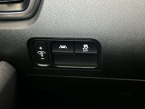 Used 2022 Kia Sorento S FWD image 30