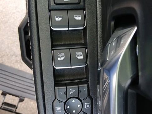 New 2026 RAM 3500 Laramie AWD/4WD image 60