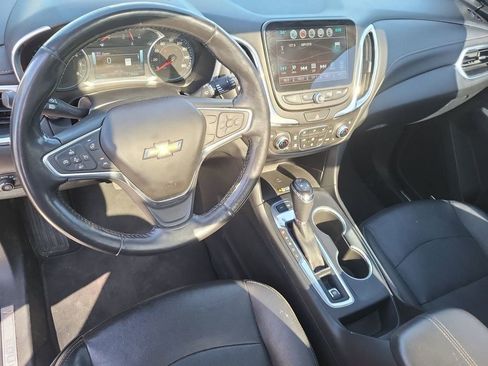 Used 2018 Chevrolet Equinox Premier AWD/4WD image 16