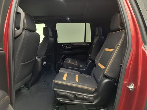 Used 2023 GMC Yukon XL AT4 w/ Technology Package AWD/4WD image 13