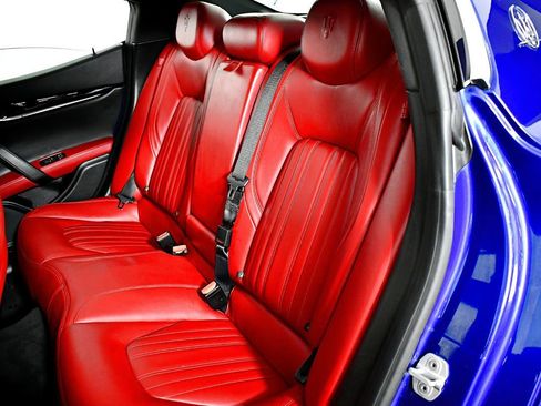 Used 2017 Maserati Ghibli S image 38