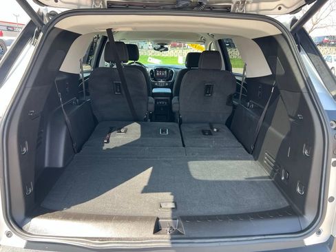 Used 2019 Chevrolet Traverse LT w/ LPO, Floor Liner Package image 25