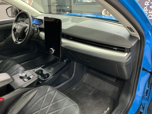 Used 2023 Ford Mustang Mach-E Select image 25