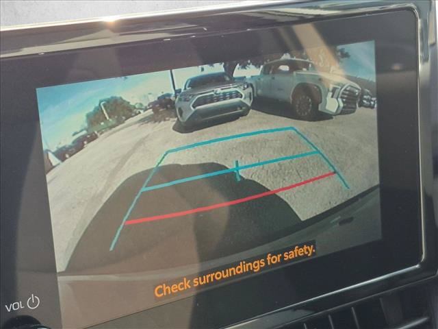 Used 2023 Toyota Corolla Cross LE w/ Moonroof Package FWD image 10