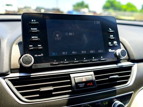 Used 2018 Honda Accord LX image 20