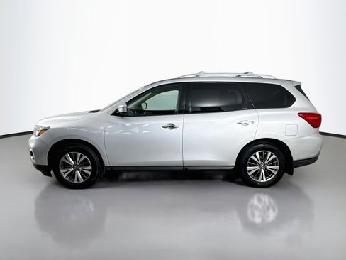 Used 2020 Nissan Pathfinder SV FWD image 6