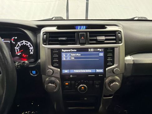 Used 2022 Toyota 4Runner SR5 Premium w/ Moonroof Package AWD/4WD image 29