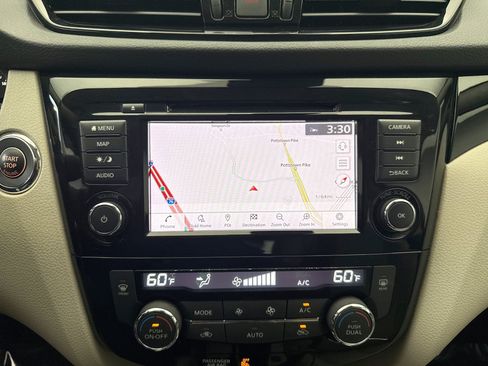 Used 2022 Nissan Rogue Sport SL AWD/4WD image 15