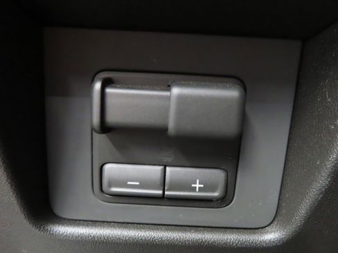 Used 2026 Chevrolet Colorado ZR2 w/ Technology Package AWD/4WD image 55