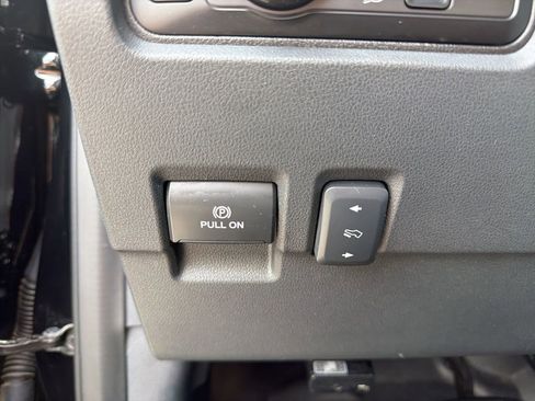 Used 2023 Ford F350 Lariat w/ FX4 Off-Road Package image 44