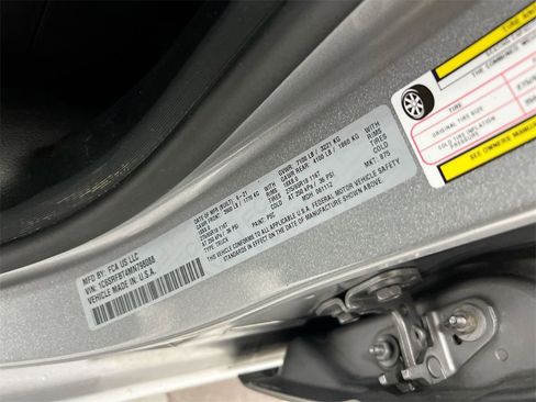 Used 2021 RAM 1500 Big Horn image 27