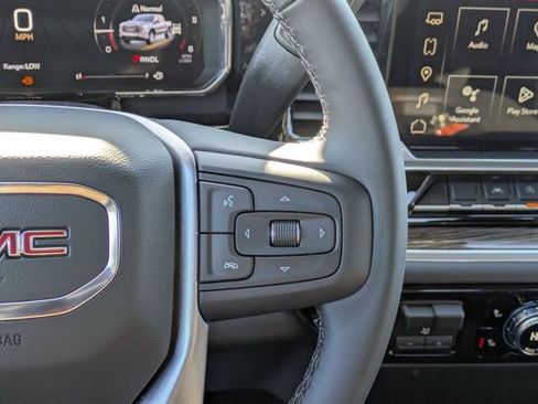 New 2026 GMC Sierra 1500 Elevation image 18