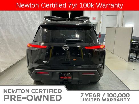 Used 2023 Nissan Pathfinder Rock Creek AWD/4WD image 4