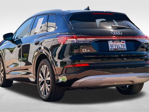 Used 2023 Audi Q4 e-tron Premium Plus w/ Premium Plus image 4