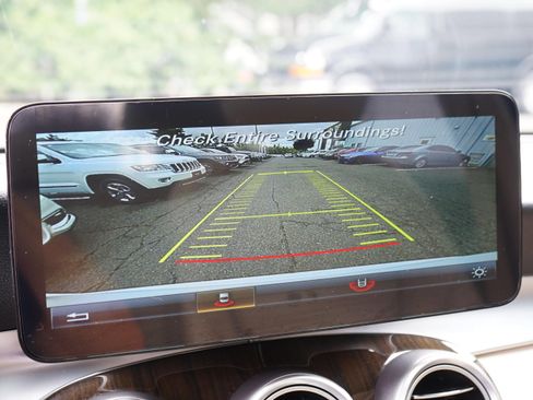 Used 2017 Mercedes-Benz GLC 300 image 21