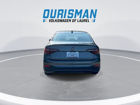 Used 2024 Volkswagen Jetta SE FWD image 7