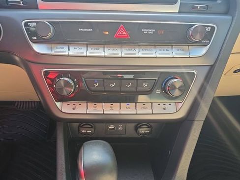 Used 2018 Hyundai Sonata SEL FWD image 24