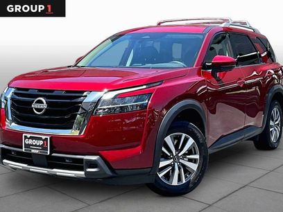 Used 2023 Nissan Pathfinder SL